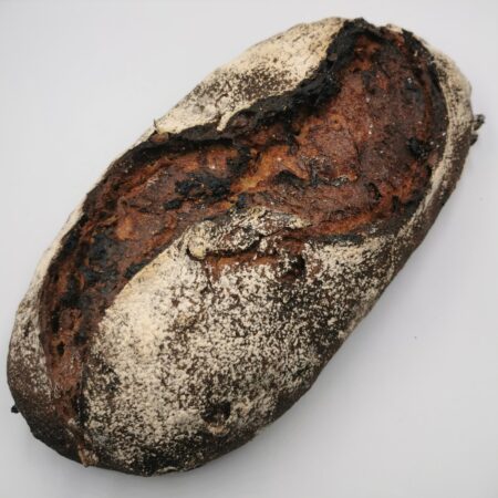 Pain châtaigne figues et noix